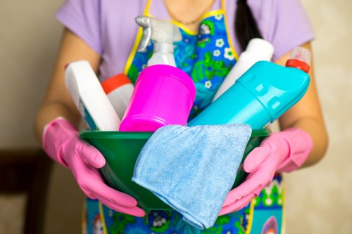 Professional Airbnb cleaning in a Hammersmith apartment building with access considerations